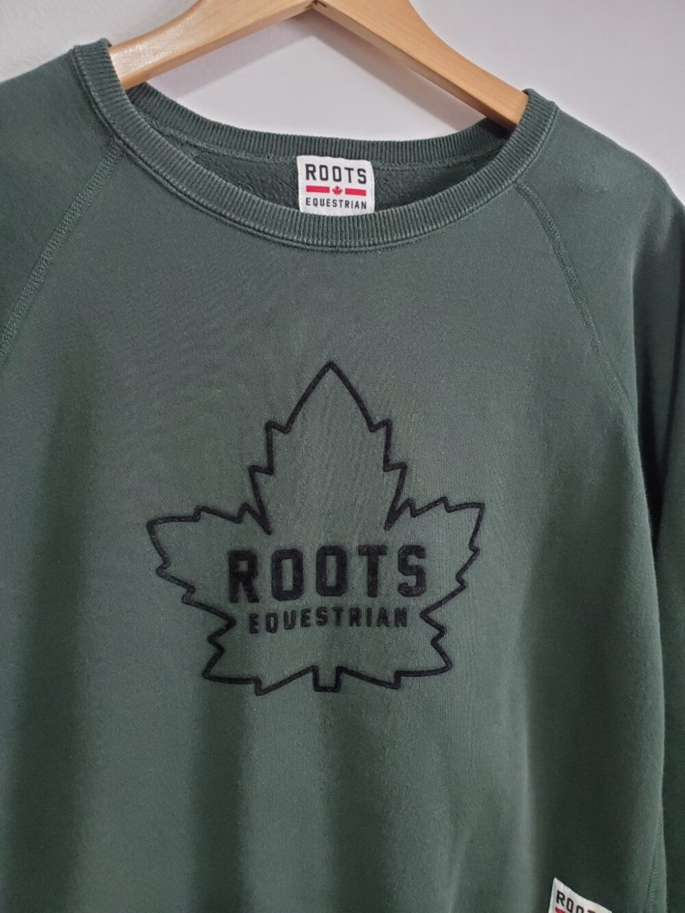 ROOTS Equestrian Sweatshirt Maple Leaf Terrycloth Green Black Women's Medium - Picture 3 of 11